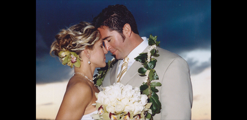 sheri roman noe roman wedding image